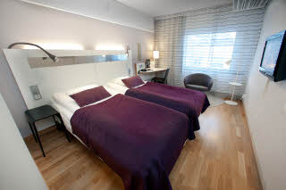Copyright: Staffan Claesson, Box 2122 750 02 Uppsala, 0703 - 112250, bild@staffanclaesson.se Uplandia, Twin room, floor 4